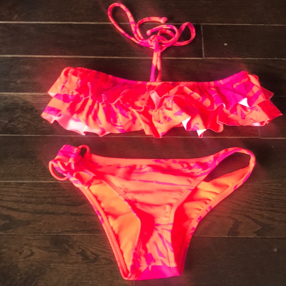 Roxy orange and pink bikini top m, small bottom